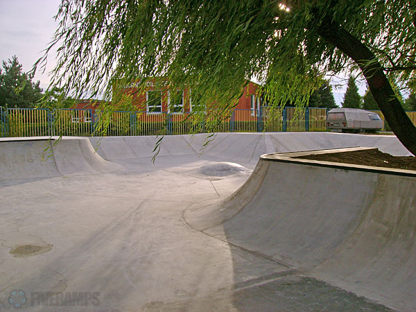 skatepark-kosice-02 - skatepark-kosice-02.jpg skatepark-kosice-02.jpg